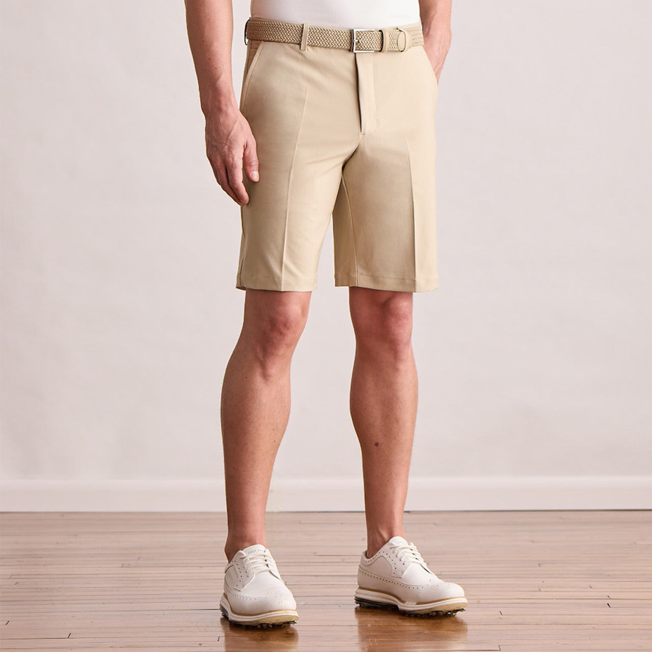 Player Fit Woven Short TAN